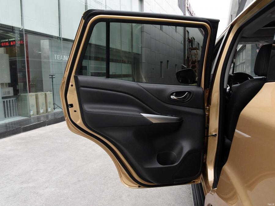 Детали интерьера Nissan Terra 2018 года  (CN) (фото 91 из 144)